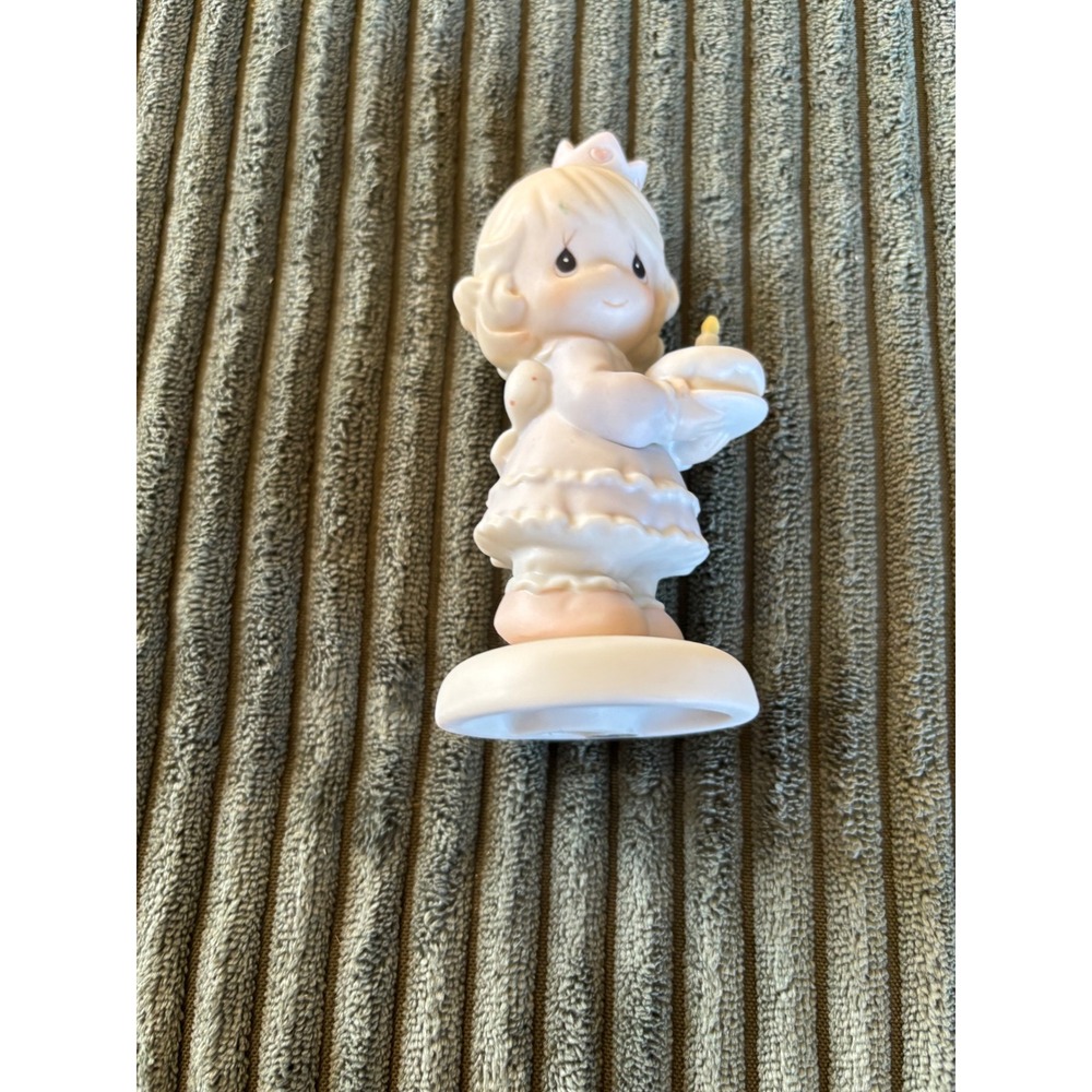 Precious Moments Birthday Wishes With Hugs Kisses Figurine 139556 1996 Enesco
